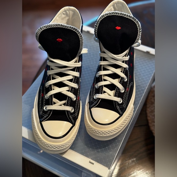 Converse Lip Valentines Edition - Picture 2 of 7